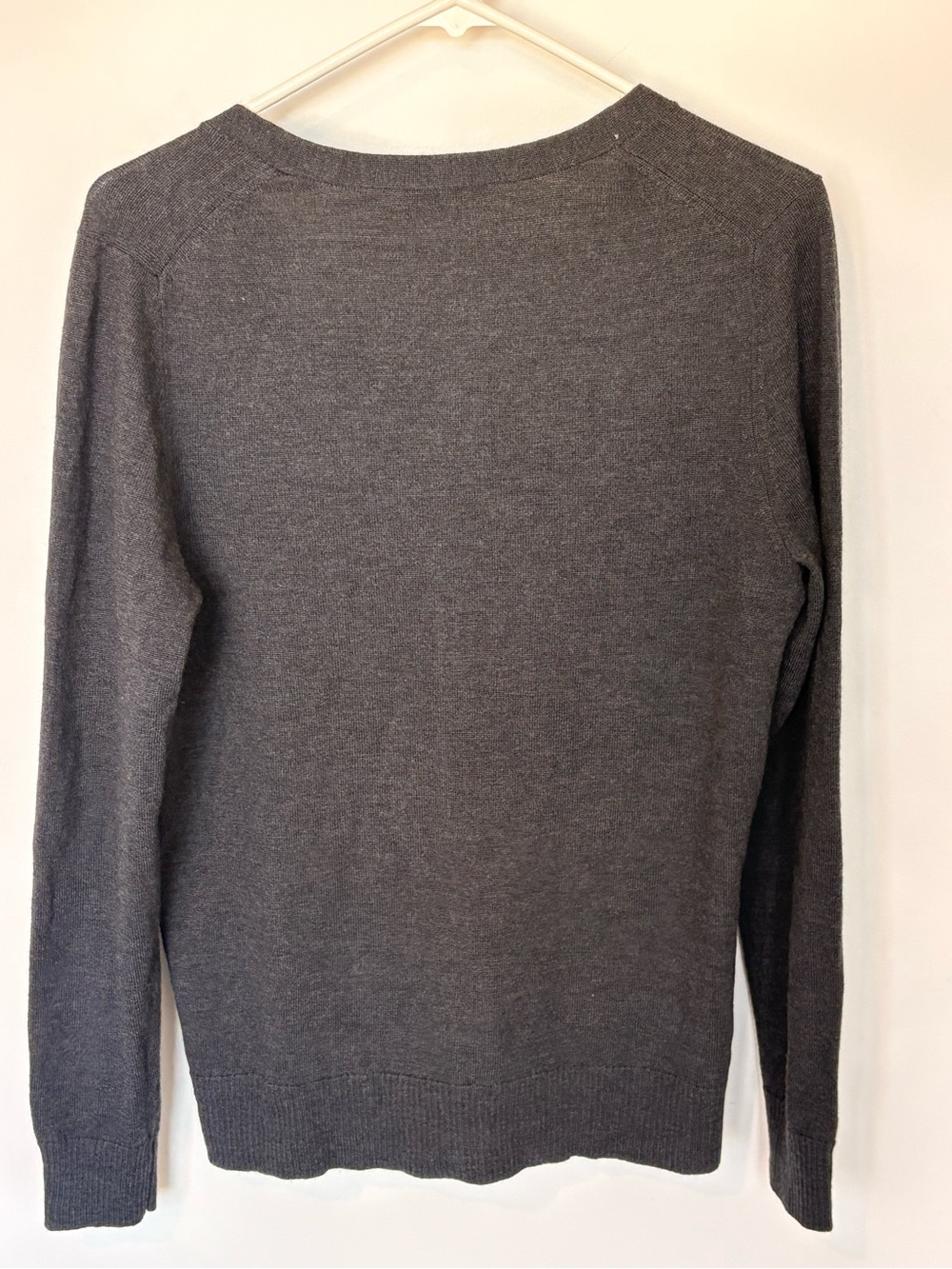 Lord & Taylor 100% Merino Wool Charcoal V-Neck Cardigan Extra Fine Knit - Picture 3 of 6